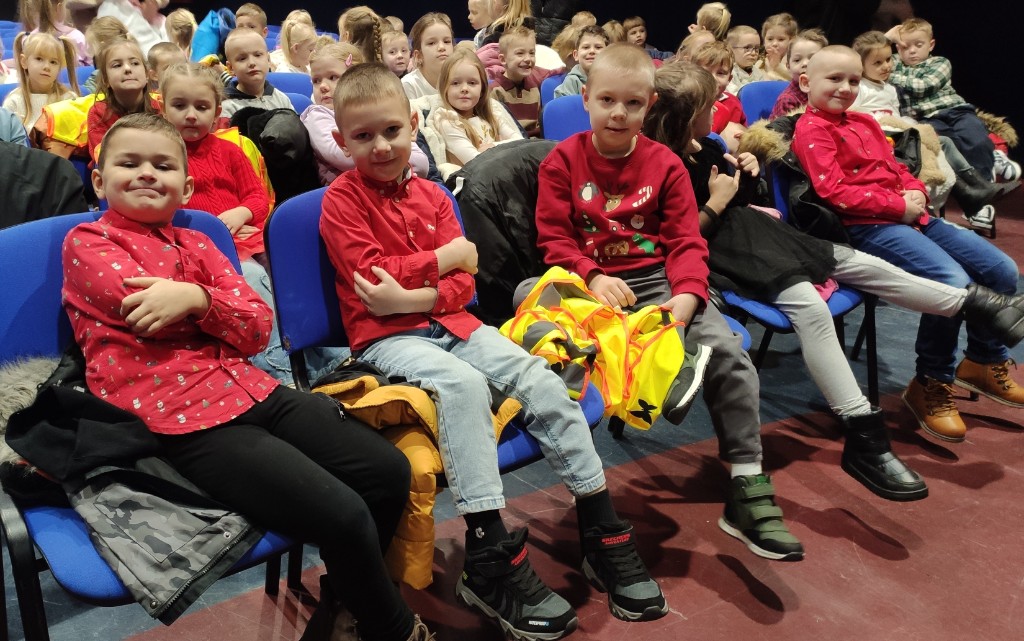 „Motyle” na przedstawieniu teatralnym pt. „Pinokio”