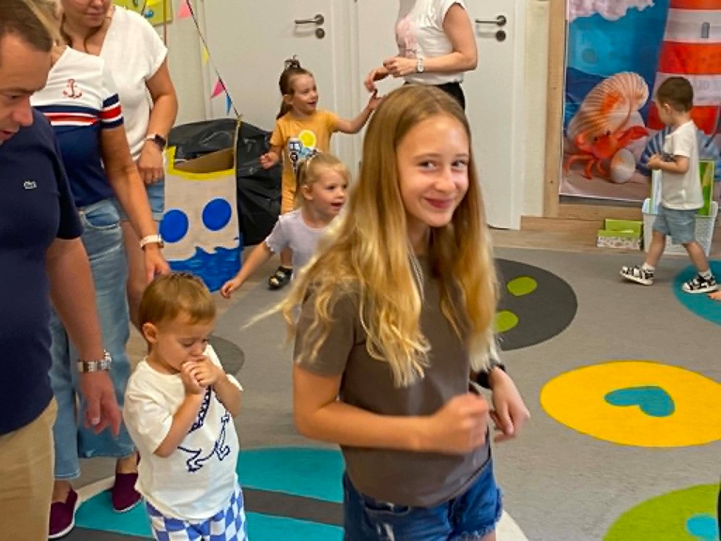 Mamo, tato tak bawimy się w przedszkolu – zajęcia otwarte dla rodziców w grupie „Pszczółki”