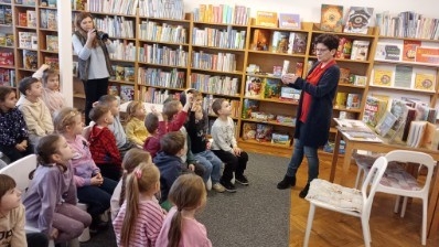 „Motyle” w bibliotece – realizacja projektu „Polska, Ojczyzna, moja Kraina, która się w sercu zaczyna..” (część IV)